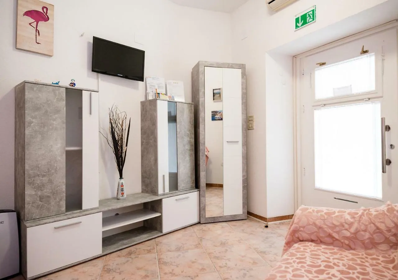 Guest house Studio Apartman Mima Umag