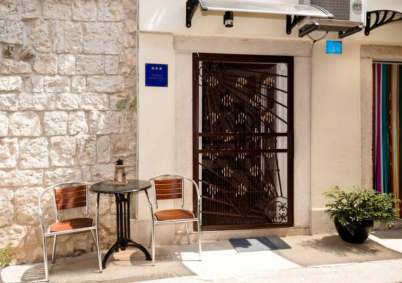 Guest house Studio Apartman Mima Umag